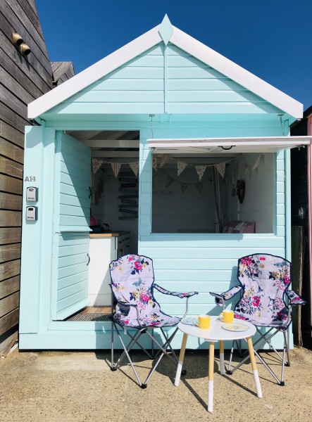 Billie Hut